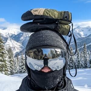 🏔️ Ski/Snowboard Bundle: SCOTT Mittens & Mirrored Goggles